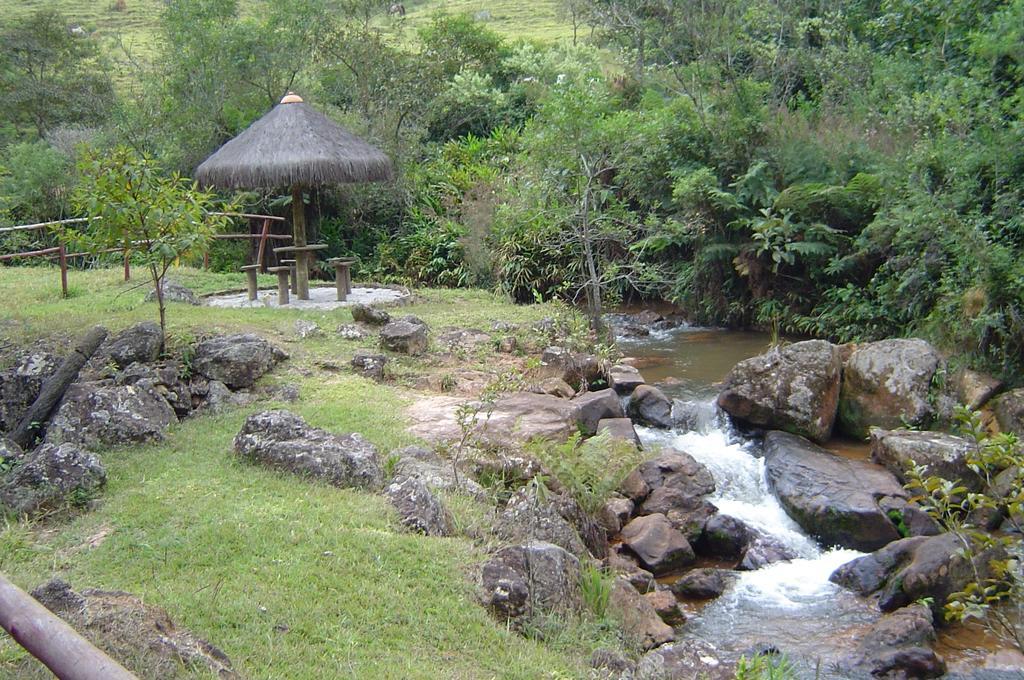 Hotel Fazenda Santa Marina Santana dos Montes Buitenkant foto